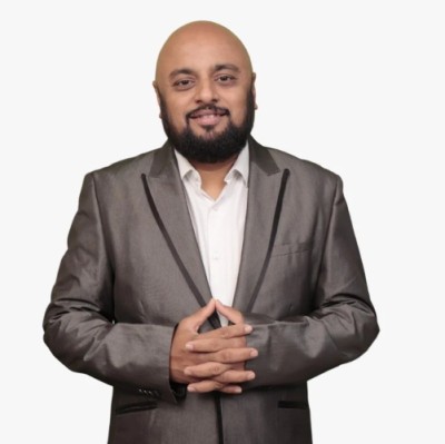 Dipak Sudhir Manohar